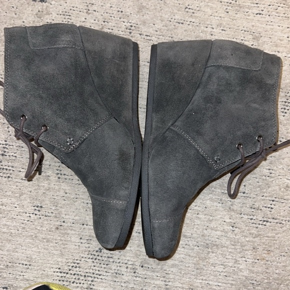 Tom's wedge booties size 11 women's gray - Picture 3 of 8